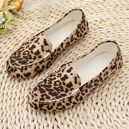 Jaya | Soft leopard moccasins with a chic twist