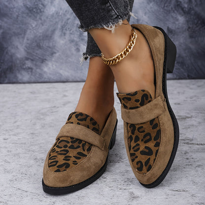 Lina | Elegant loafers with leopard accents and a heel