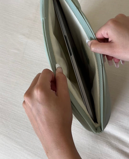 Noor | Puffer Laptop Bag