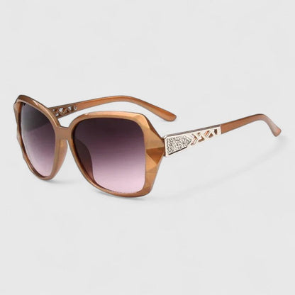 Avalynne | Sophisticated Sunglasses